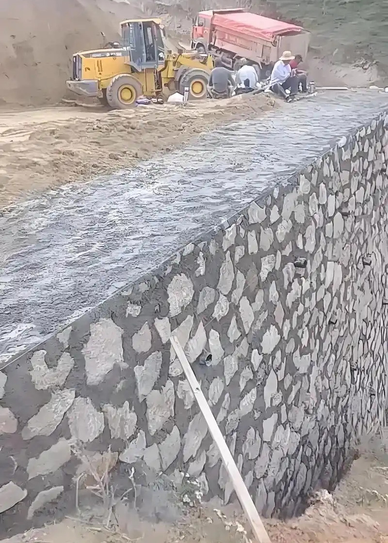 信阳固始县边坡加固